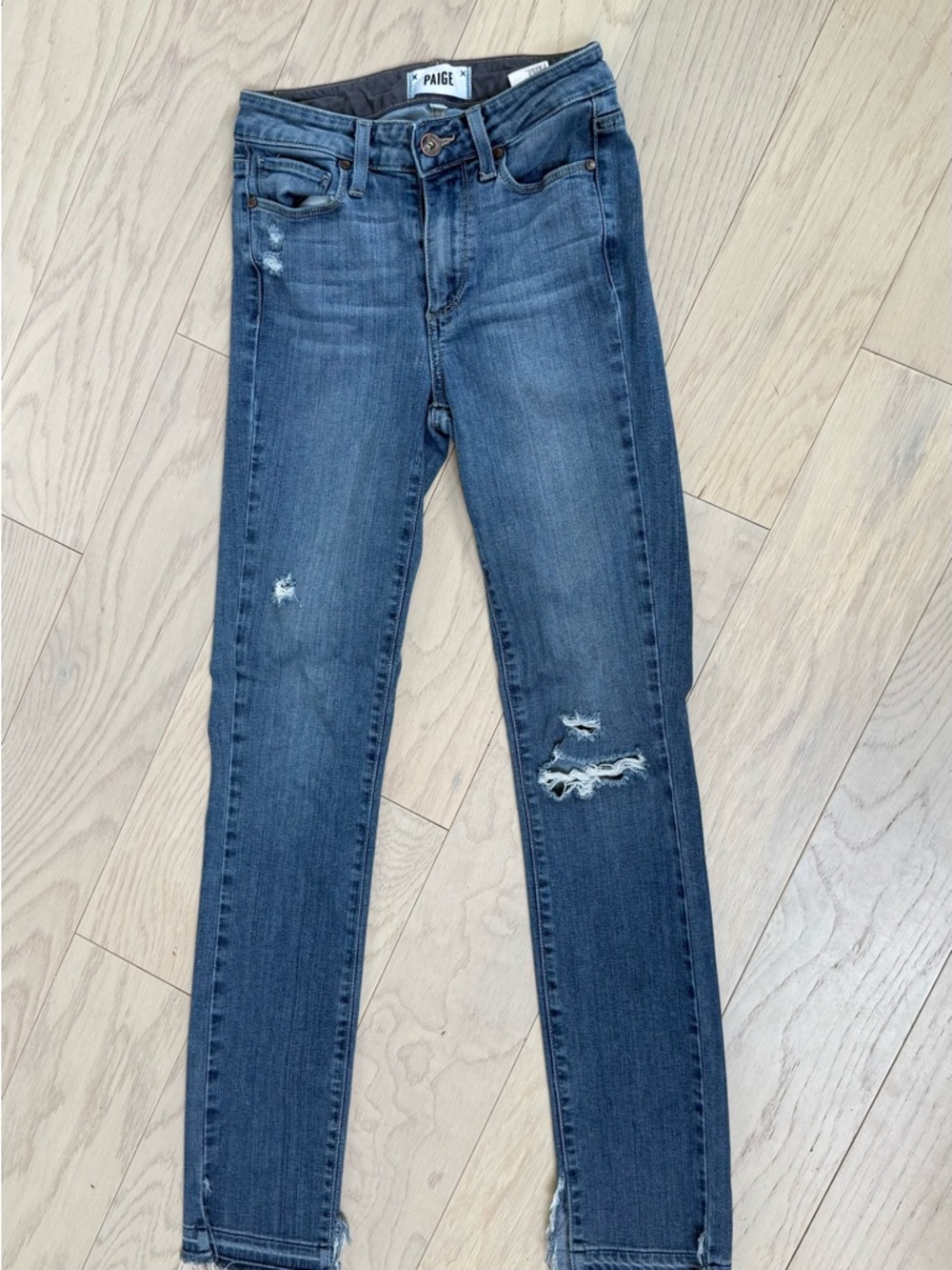 PAIGE Women's Hoxton Ankle Peg Ripped Jeans